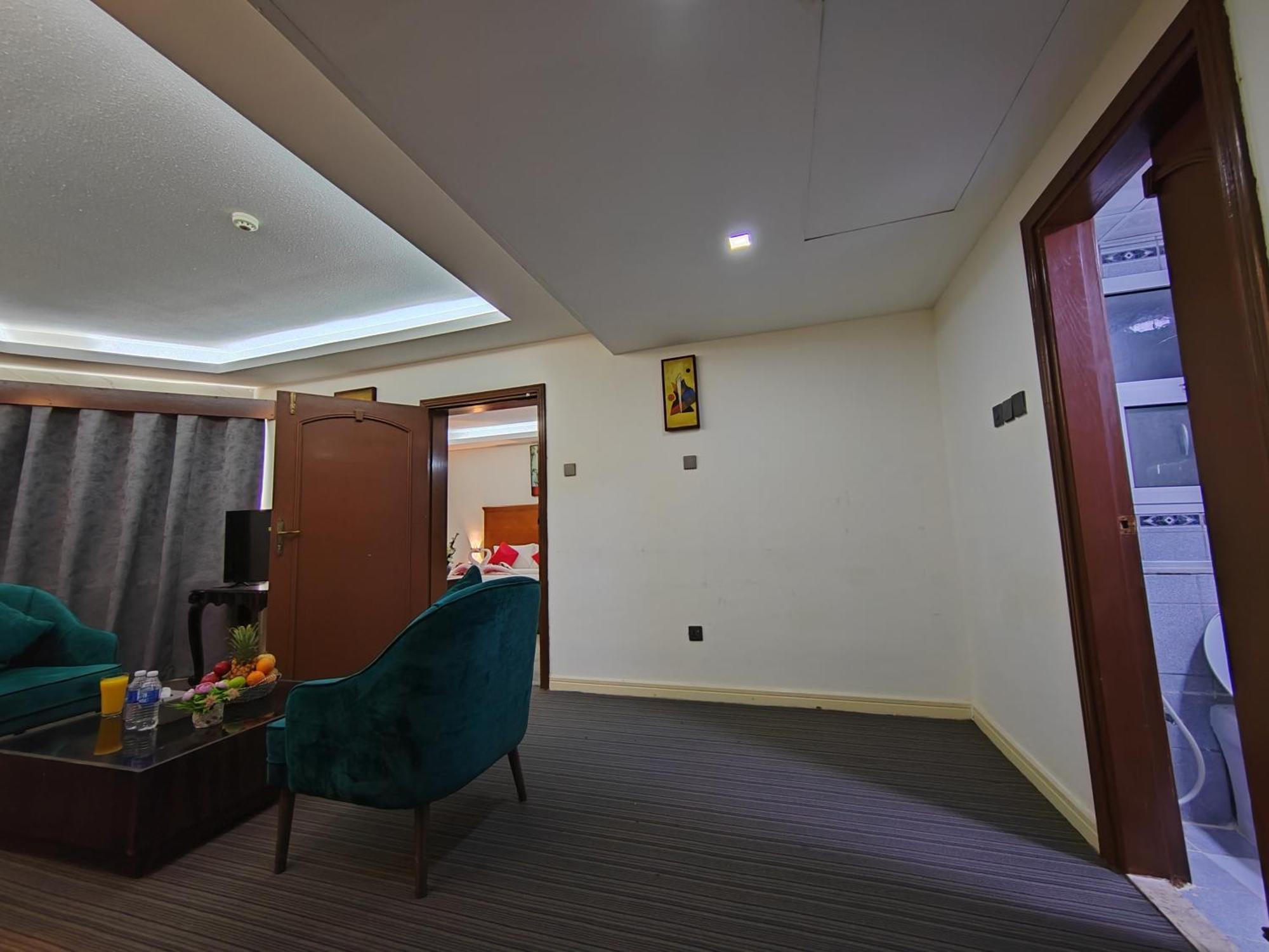 Le Paradise Palace Hotel Дубай Экстерьер фото