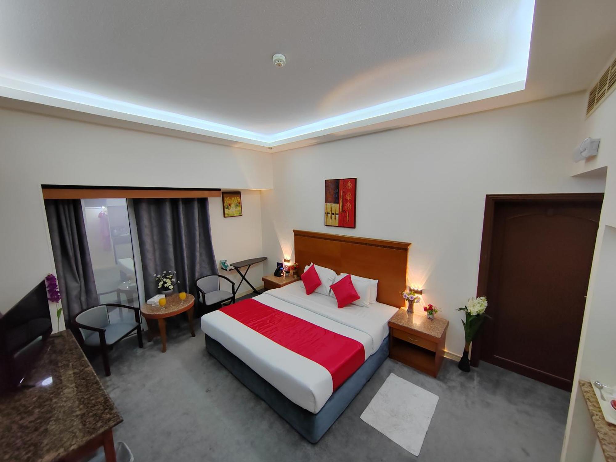Le Paradise Palace Hotel Дубай Экстерьер фото