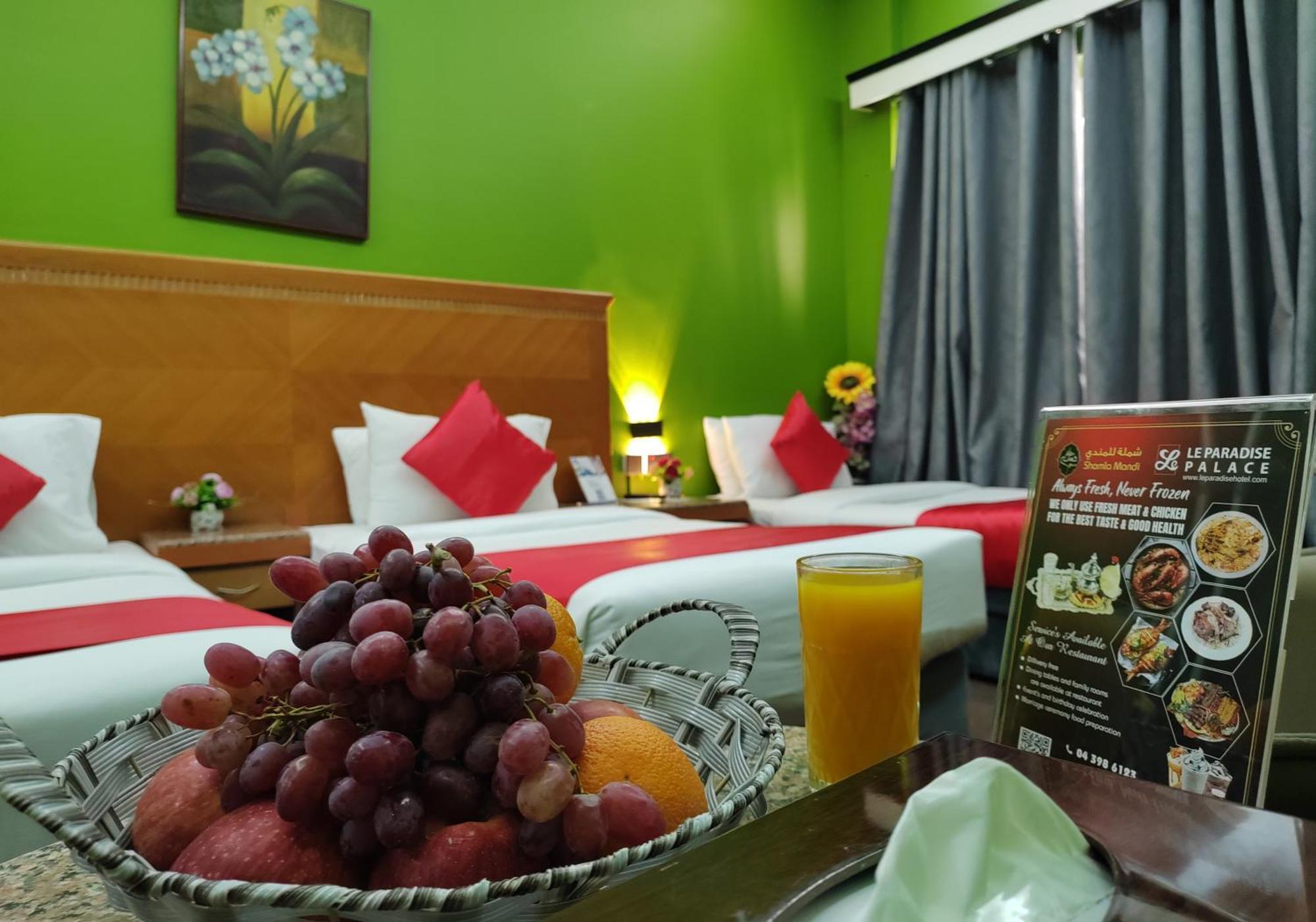 Le Paradise Palace Hotel Дубай Экстерьер фото