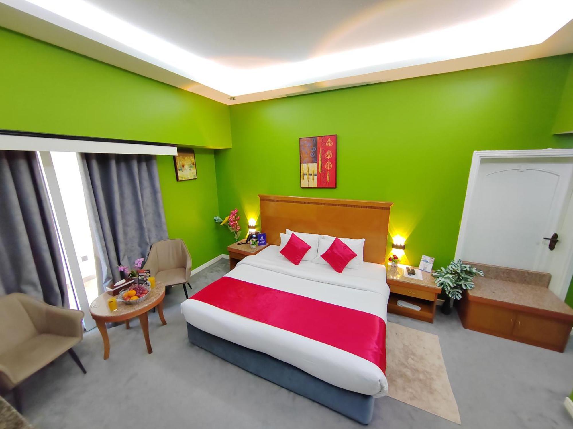 Le Paradise Palace Hotel Дубай Экстерьер фото